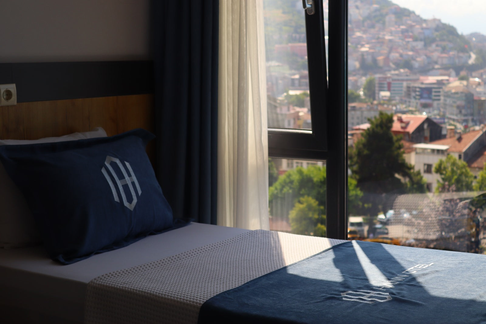 Deniz manzaralı odamız 204-304
